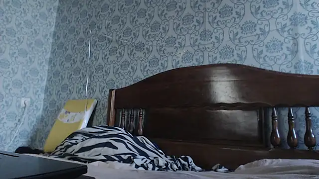 Yukionna online show from 15, 4, 2026