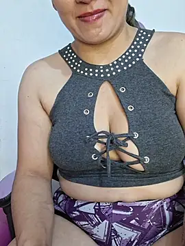 Zoe Nasty online show from 7, 5, 2026