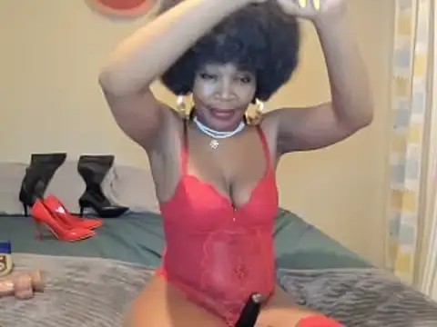 Snapshot of AfricanSquirtingQueen chatting on 17, 7, 2026 AfricanSquirtingQueen online show from 17, 7, 2026