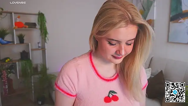 oliviabr0wn0 online show from 4, 10, 2025