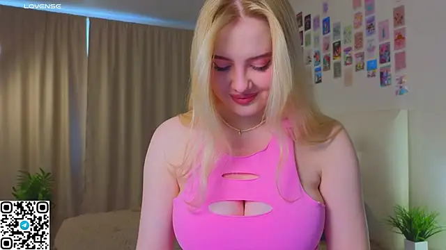 oliviabr0wn0 online show from 19, 10, 2025