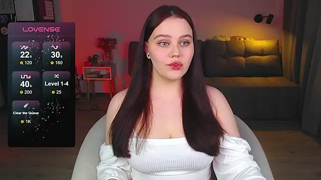 sensual me online show from 10, 3, 2025