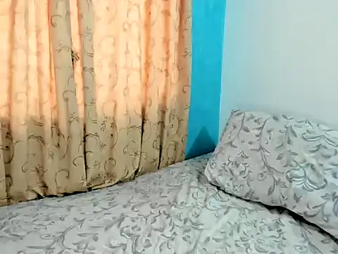 MonicaGarcia  online show from 22, 3, 2025