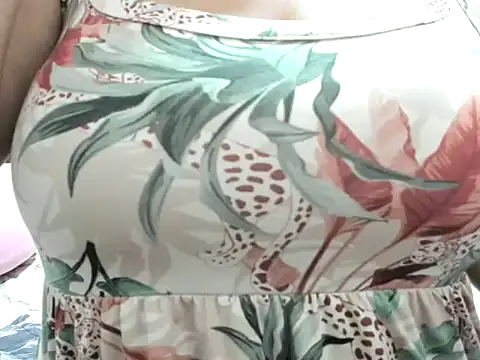 Snapshot of MonicaGarcia_ chatting on 19, 5, 2026 MonicaGarcia online show from 19, 5, 2026