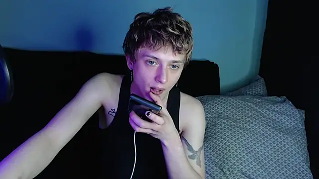 axxxturel online show from 25, 2, 2025