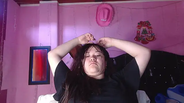 NikkiRous  online show from 23, 9, 2025