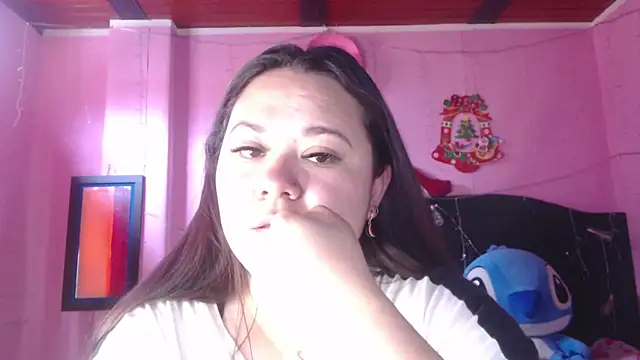 NikkiRous  online show from 8, 9, 2025