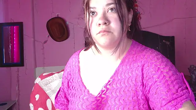 NikkiRous  online show from 8, 11, 2025