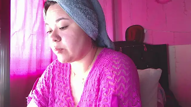 NikkiRous  online show from 1, 3, 2026