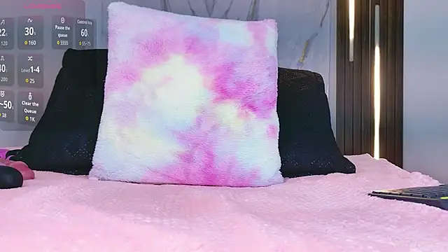 mia 099 online show from 13, 4, 2026