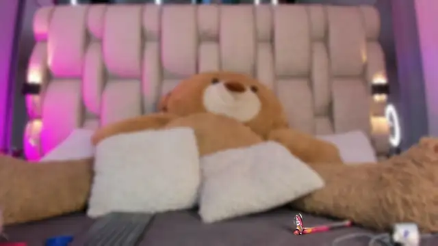  LauraTaylor  online show from 25, 10, 2025