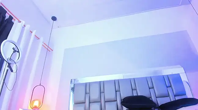 Snapshot of Emily_Gil1 chatting on 17, 3, 2025 Emily Gil1 online show from 17, 3, 2025