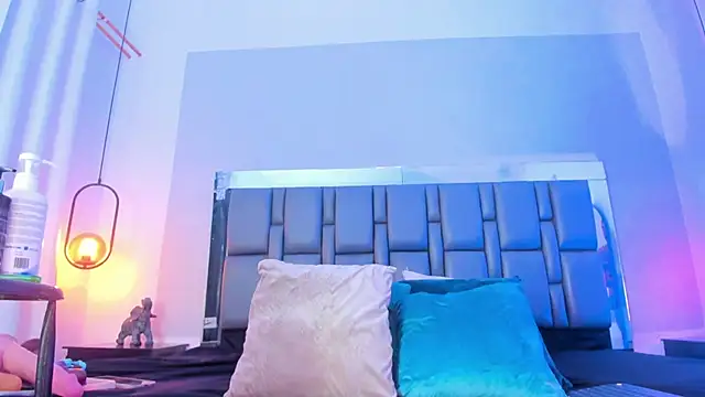 Snapshot of Emily_Gil1 chatting on 11, 3, 2025 Emily Gil1 online show from 11, 3, 2025