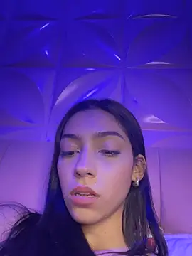 Snapshot of Ema_azel chatting on 18, 3, 2025 Ema azel online show from 18, 3, 2025