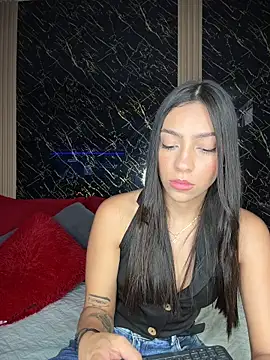 Snapshot of Ema_azel chatting on 15, 11, 2025 Ema azel online show from 15, 11, 2025