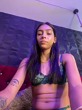 Snapshot of Ema_azel chatting on 12, 3, 2025 Ema azel online show from 12, 3, 2025