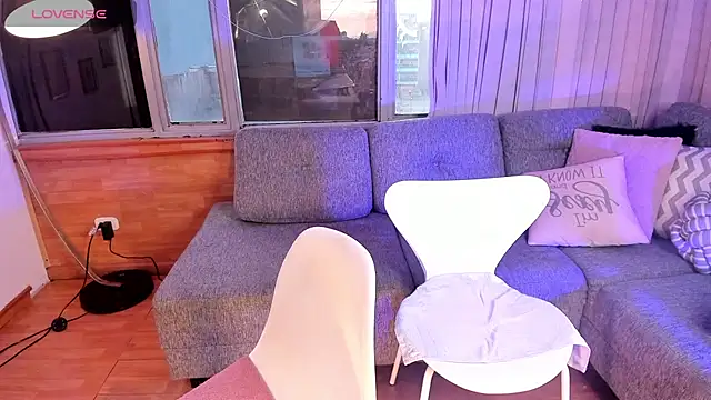 cami cruzz online show from 24, 9, 2025