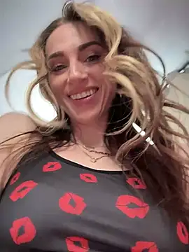 BrattyBae xo online show from 7, 2, 2026