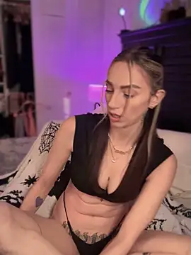 BrattyBae xo online show from 19, 11, 2025