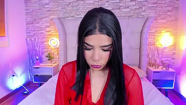 Giorgina Parado online show from 5, 4, 2026