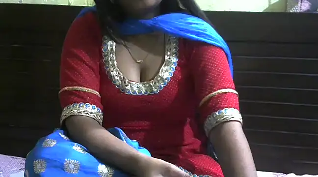 Im Cute online show from 14, 2, 2025