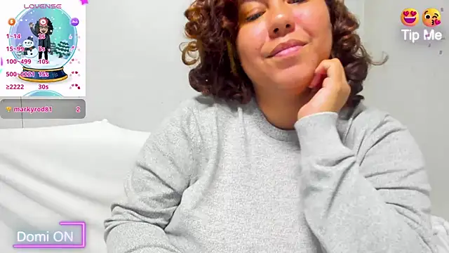 Snapshot of isobeladams20 chatting on 21, 12, 2024 isobeladams20 online show from 21, 12, 2024