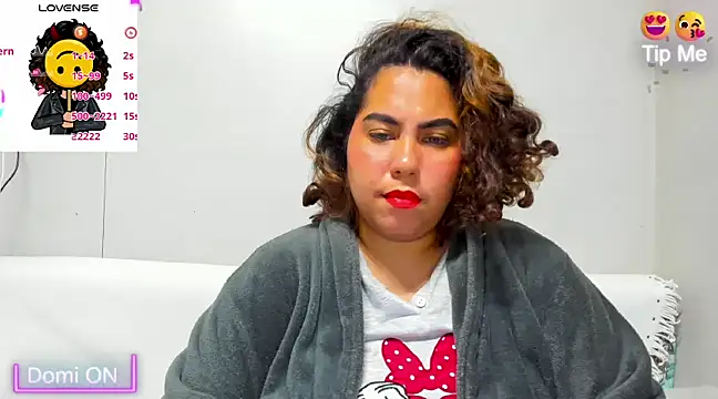 Snapshot of isobeladams20 chatting on 14, 12, 2024 isobeladams20 online show from 14, 12, 2024