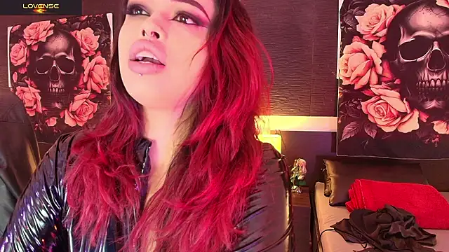 Snapshot of EvaaFoxxy1 chatting on 8, 2, 2026 EvaaFoxxy1 online show from 8, 2, 2026