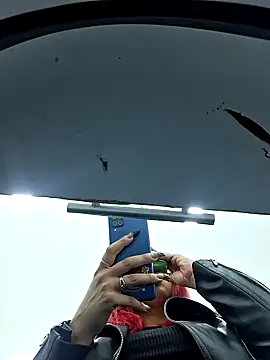 EvaaFoxxy1 online show from 4, 10, 2025