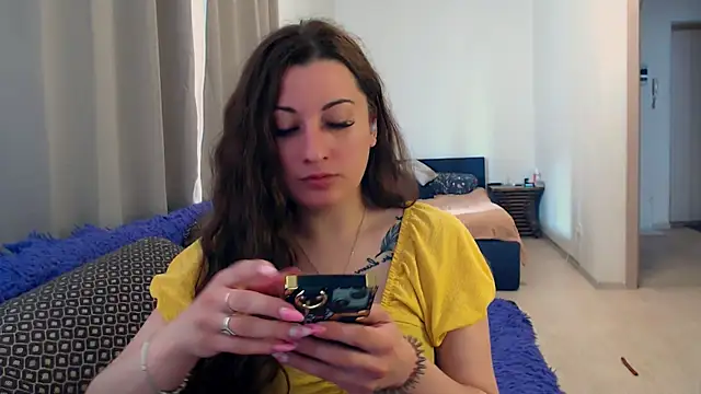 Snapshot of Helen_Adams_ chatting on 15, 6, 2026 Helen Adams online show from 15, 6, 2026