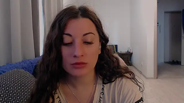 Snapshot of Helen_Adams_ chatting on 8, 7, 2026 Helen Adams online show from 8, 7, 2026