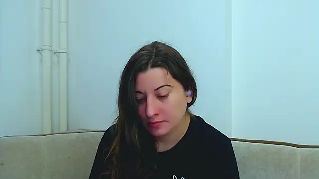 Helen Adams  online show from 6, 3, 2025