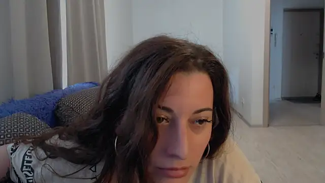 Snapshot of Helen_Adams_ chatting on 7, 7, 2026 Helen Adams online show from 7, 7, 2026