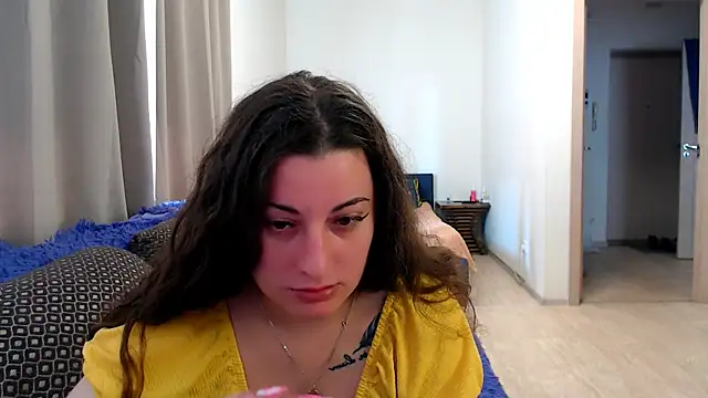 Helen Adams  online show from 20, 5, 2026