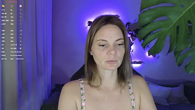 Snapshot of Sam_Klaus chatting on 7, 11, 2025 Sam Klaus online show from 7, 11, 2025