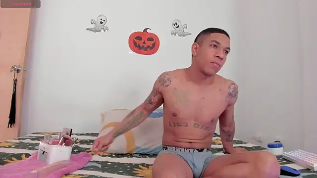 its me miley online show from 28, 10, 2025