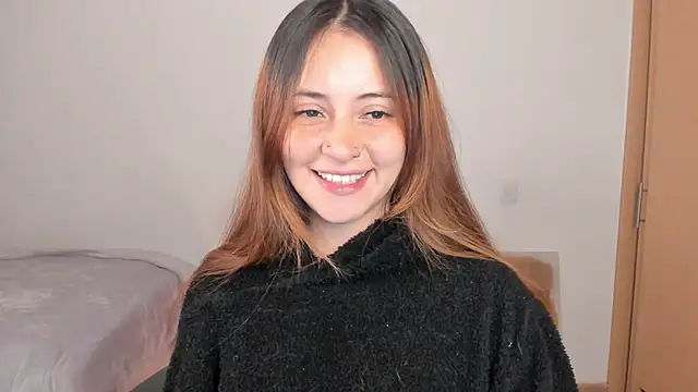 annie mora online show from 19, 10, 2025