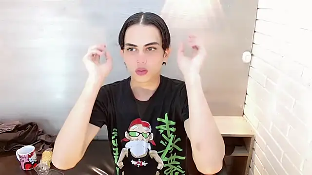 Daniela Pink  online show from 21, 9, 2025