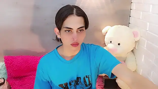 Daniela Pink  online show from 20, 9, 2025