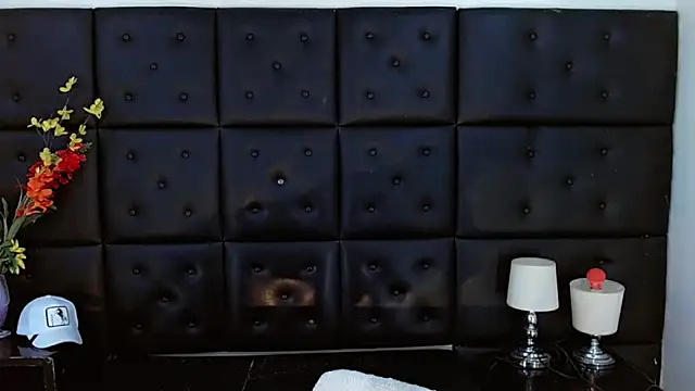 Daniela Pink  online show from 7, 3, 2026