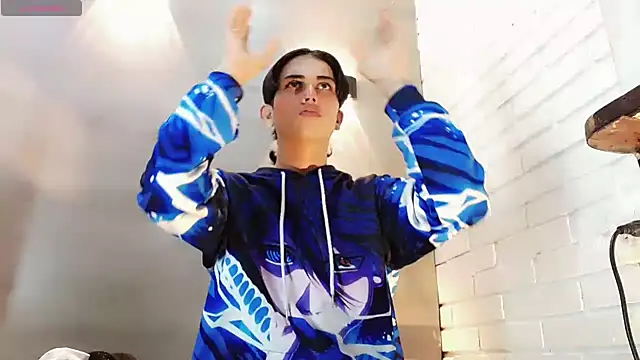 Daniela Pink  online show from 17, 9, 2025