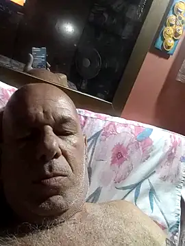 FabiQuilmes online show from 4, 3, 2025