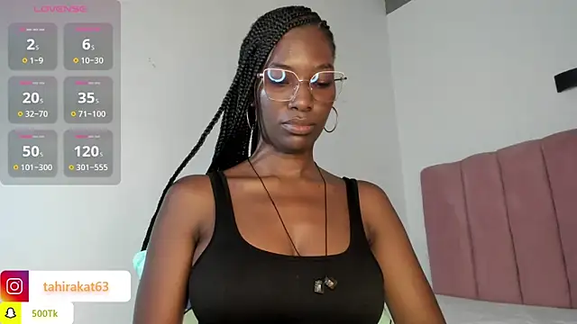 Snapshot of Tahira_21_ chatting on 8, 5, 2026 Tahira 21 online show from 8, 5, 2026