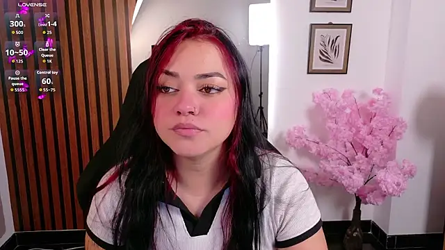 Melany 07 online show from 10, 2, 2026