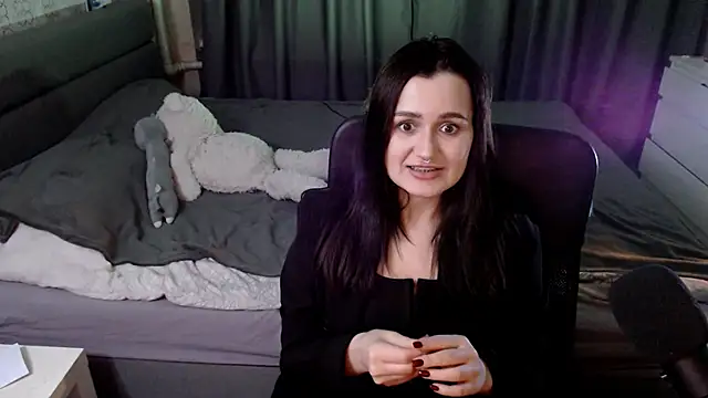 KiraYammy online show from 28, 12, 2024