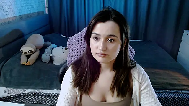 KiraYammy online show from 6, 2, 2025