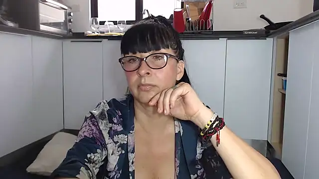 HellenLatin online show from 9, 5, 2026