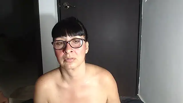 Snapshot of HellenLatin chatting on 3, 2, 2026 HellenLatin online show from 3, 2, 2026