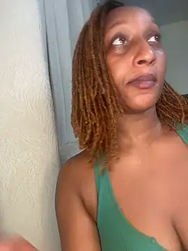 Snapshot of CarlaBeckky chatting on 21, 12, 2025 CarlaBeckky online show from 21, 12, 2025