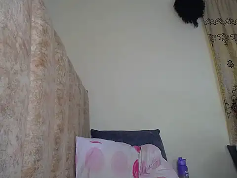 CarlaBeckky online show from 23, 2, 2025